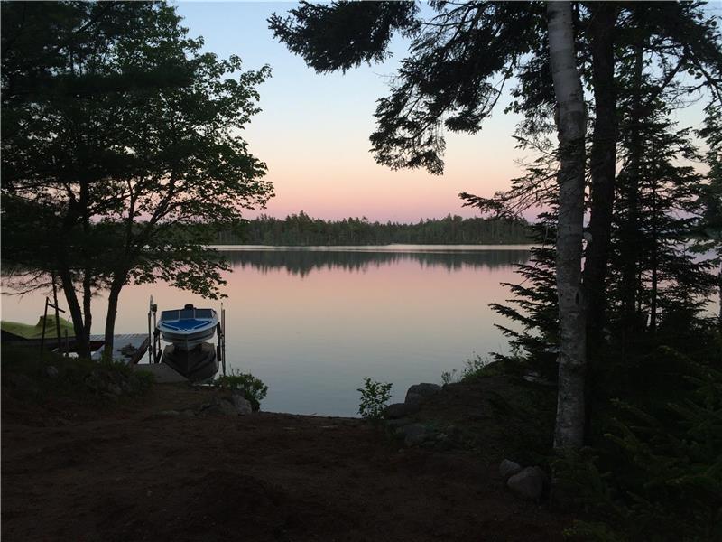Chez Hélène, Chalet au bord de l'eau