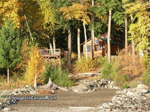 Kootenai Hideaway Lakefront Cabin Kaslo Cottage Rental Di