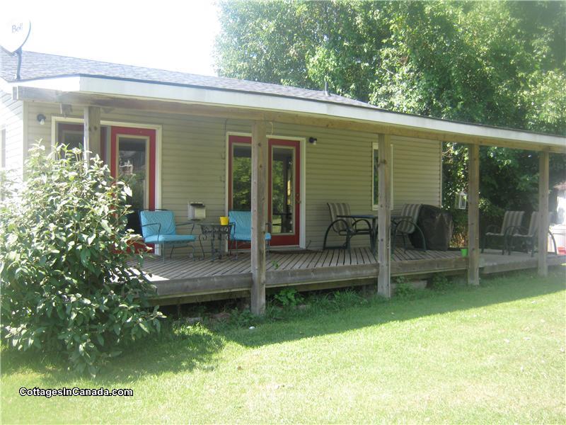 The Cottage At Lake Erie Harrow Cottage Rental Gl 10785