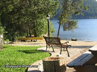 Kootenay Lake Beach Front Cabin Nelson Cottage Rental Di 12435