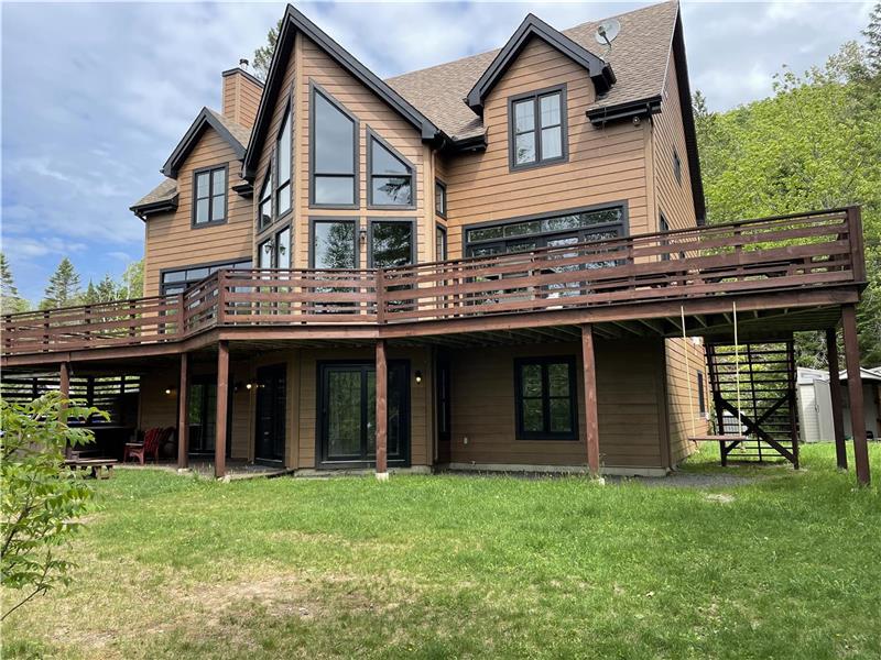 Chalet Phoenix sur le lac Labelle