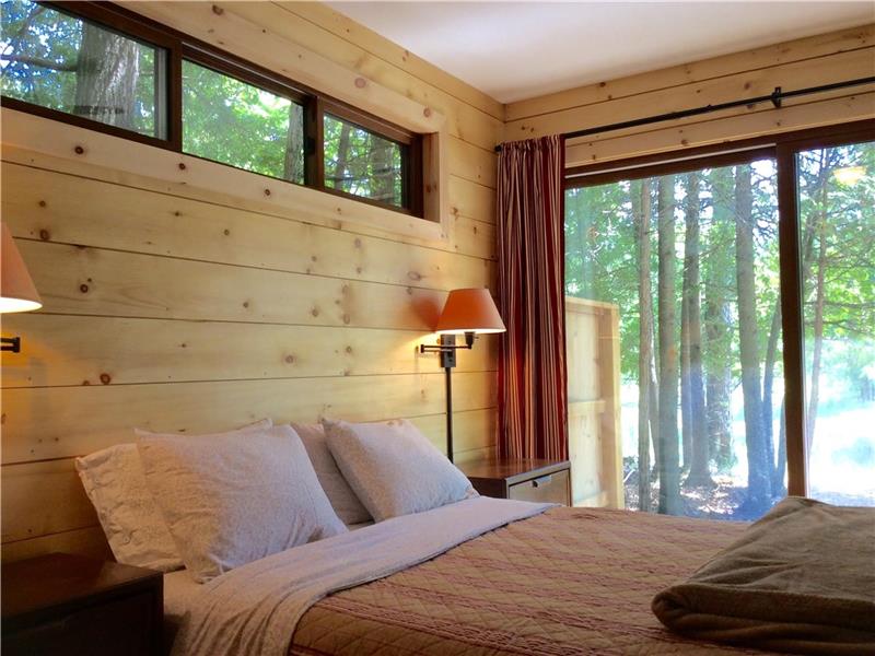 River Otter Cabin Perth Cottage Rental Gl 18167 Cottagesincanada