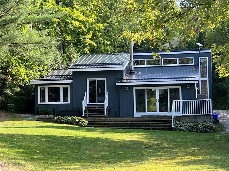 Shadow Lake 4 Season Cottage