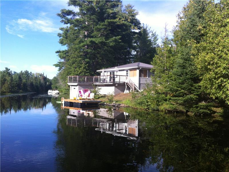 Affordable Family Cottage With Bobcaygeon Cottage Rental Pl