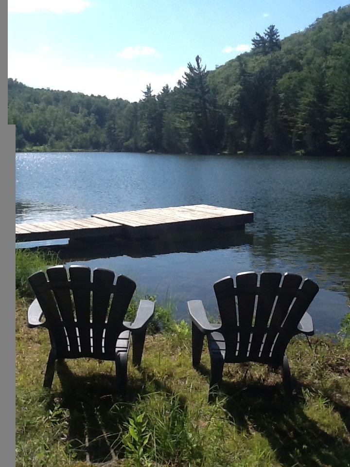 Private Getaway 25 min. from Downtown Ottawa - Hot tub - High Speed Fiber Internet