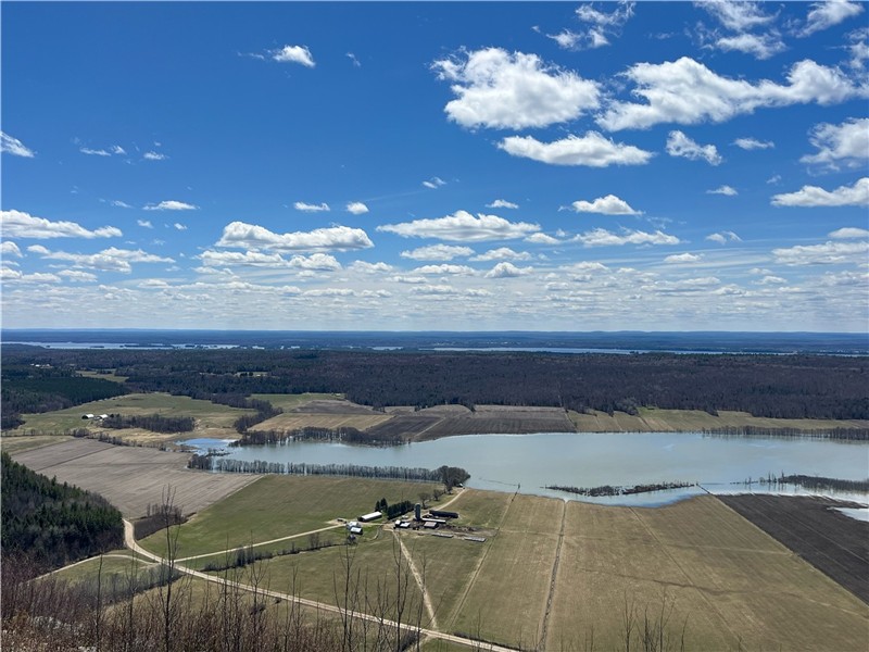 Brennan's Bluff - Gorgeous mountaintop location