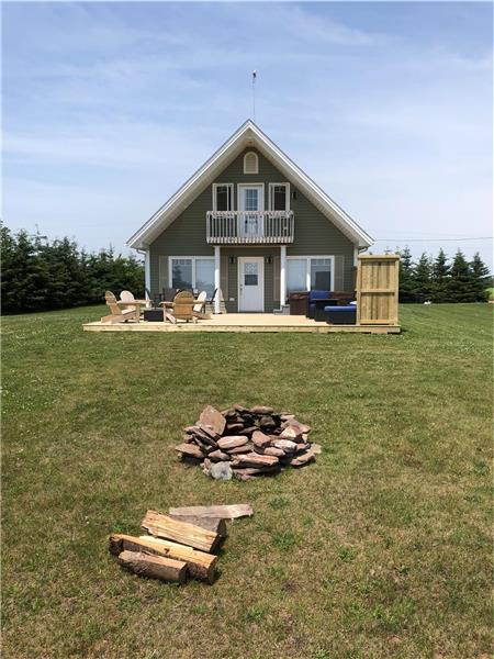 Sunset Views Vacation Home - Hottub