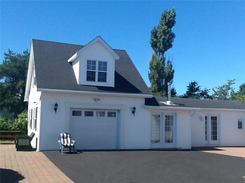 Guesthouse By The Beach