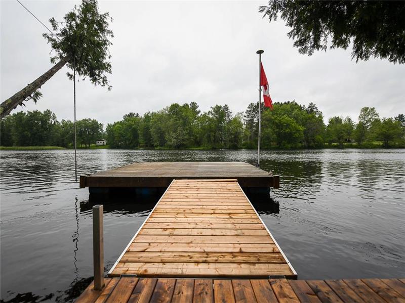 Réservations ouvertes pour l'été 2026 - Bord de l'eau, jacuzzi, foyer extérieur, beach-volley
