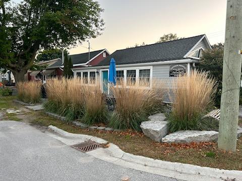 Port Stanley Getaways - 168 Bessie St., Port Stanley, Ontario