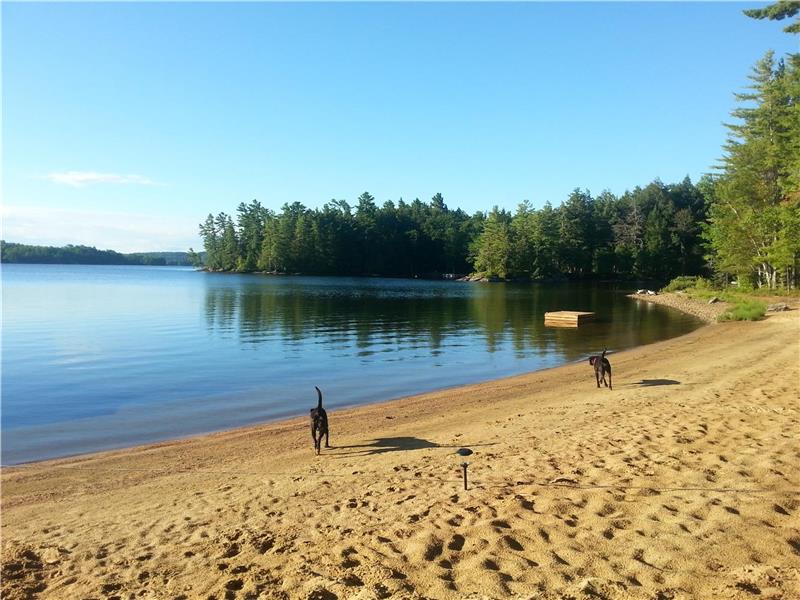 Beach Point Cottage Co. - Kennisis Lake-!!  May / June availability!!!