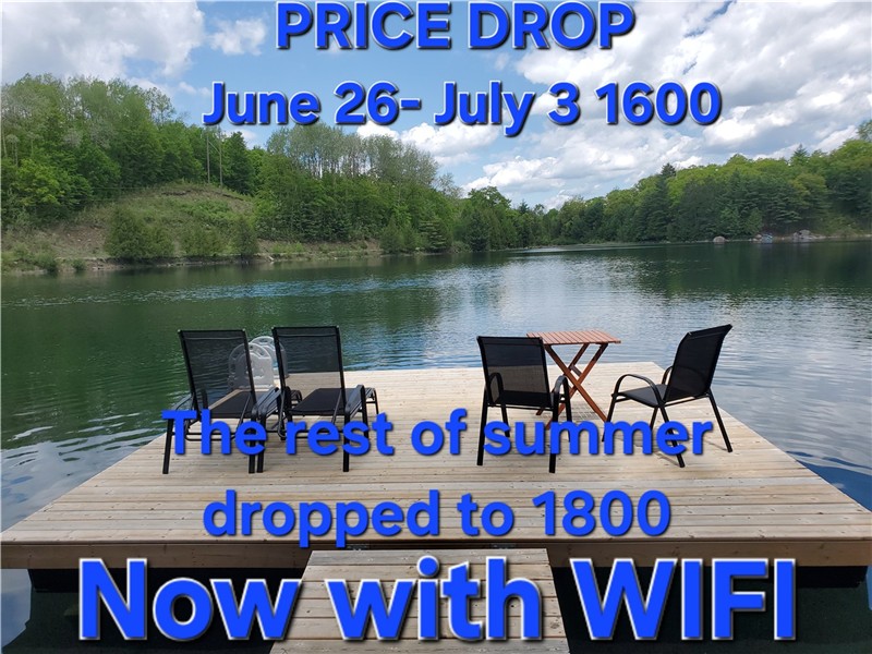 DICSOUNTED RATES. Cozy Calabogie waterfront Cottage overlooking Private Barry Lake