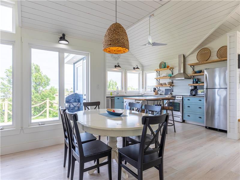 A slice of Heaven,  Maison d'été Bord de Mer, Bassin Darnley