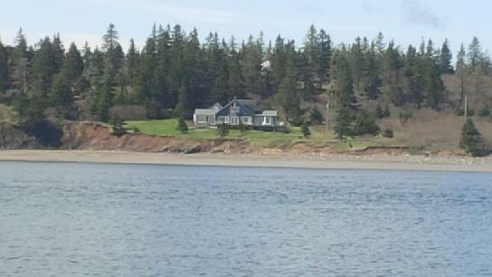 Red Point Folly, maison de plage sur 8 acres avec vue sur l'océan
