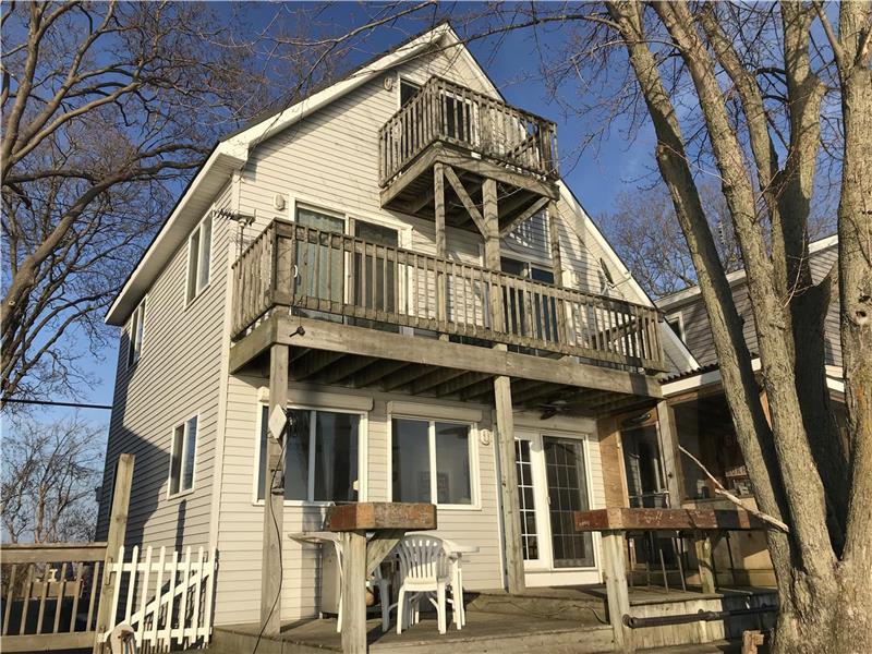 Waterfront Cottage near Point Pelee Park