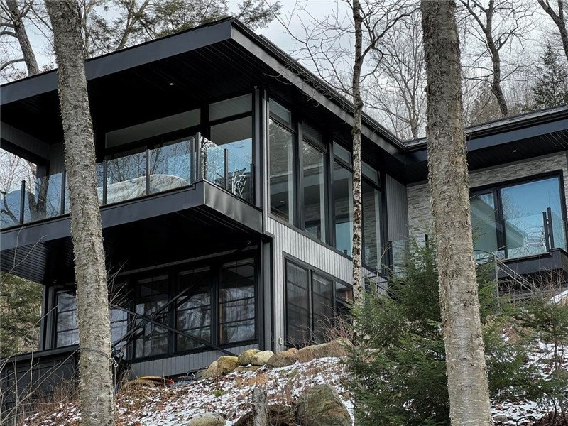 Exquisite executive lake house on a peaceful motorless lake