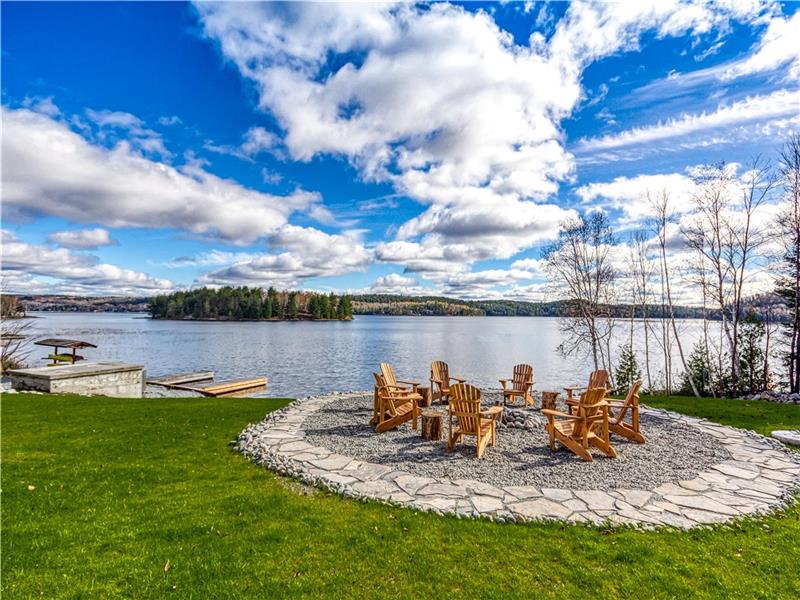 Spacious Waterfront Retreat | Ideal for Large Groups & Family Gatherings
