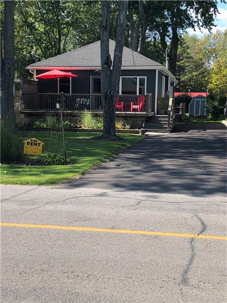 NEWLY RENOVATED $2,300/WEEK