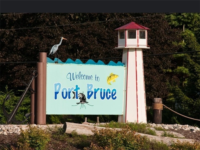 Deer Vista Cottage, Port Bruce, Ontario.