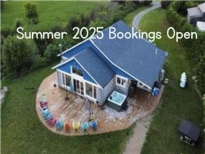 Barry's Bay's Bellevue - Acre Waterfront Estate - Réservations ouvertes pour l'été 2026