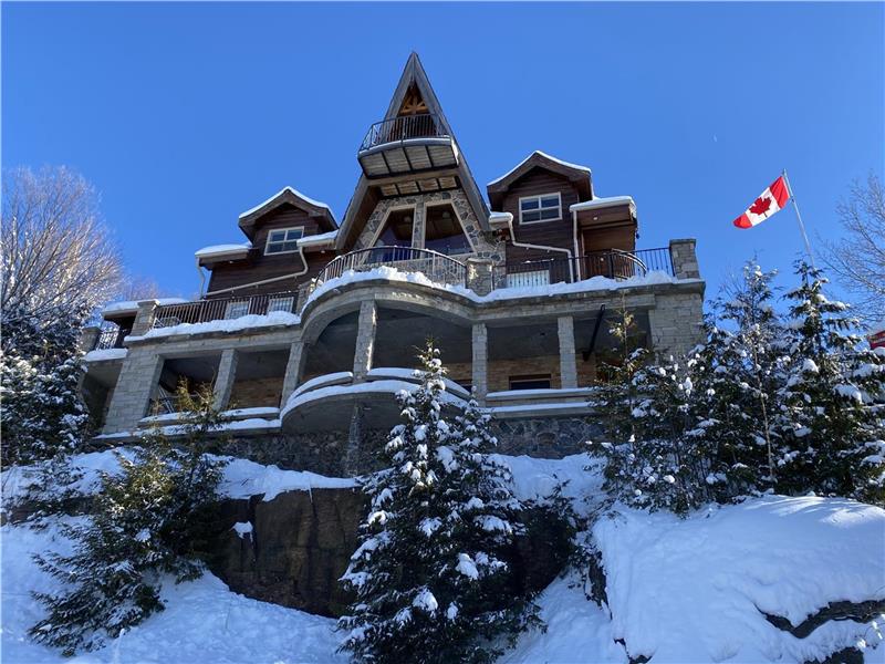 The Edge of Kennisis Lakes (Castle Aidan)