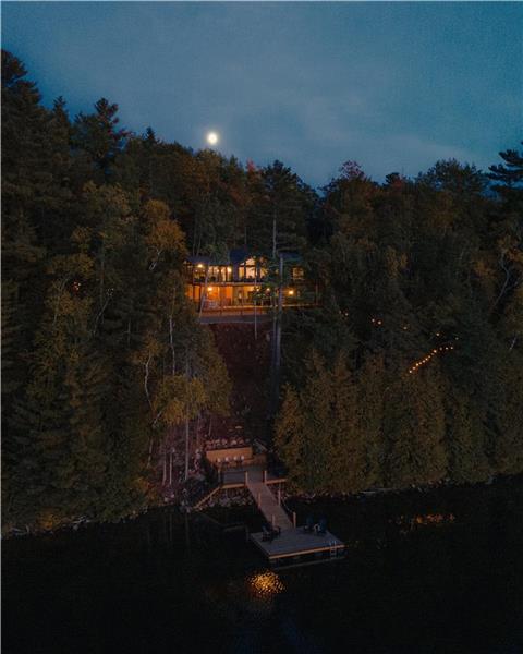 KABIN TAPOKE|hot-tub|Sauna| Wild Kabin Co.| BOOK 3 NIGHTS GET 1 FREE REMAINING DATES IN JANUARY!