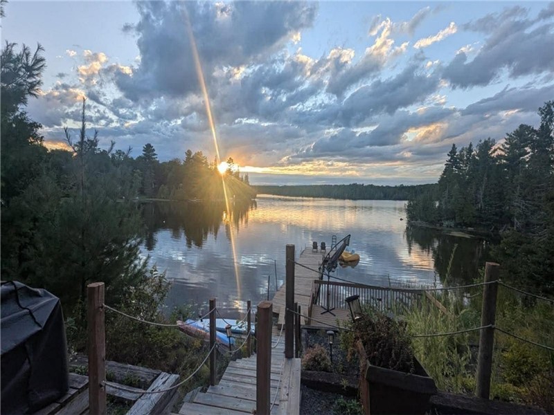 Pôr do Sol Lake House•Modern Cottage•Hot Tub•Pet Friendly•Waterfront•Sleeps Multiple Families