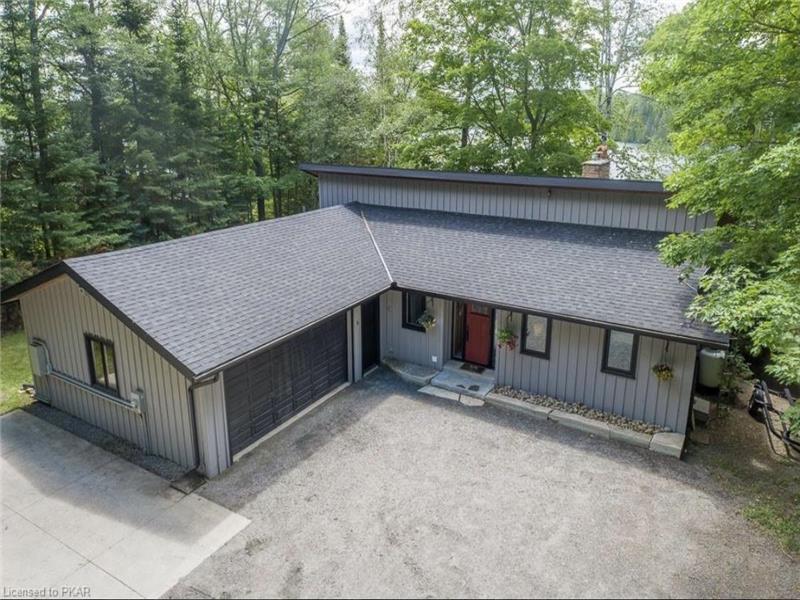 Beautiful family cottage in Bancroft