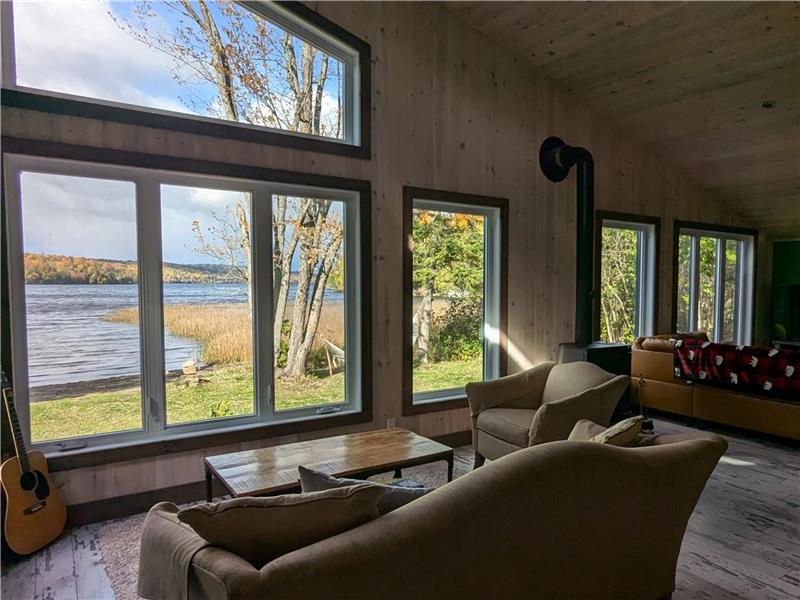 Grand lac des Cèdres Chalet