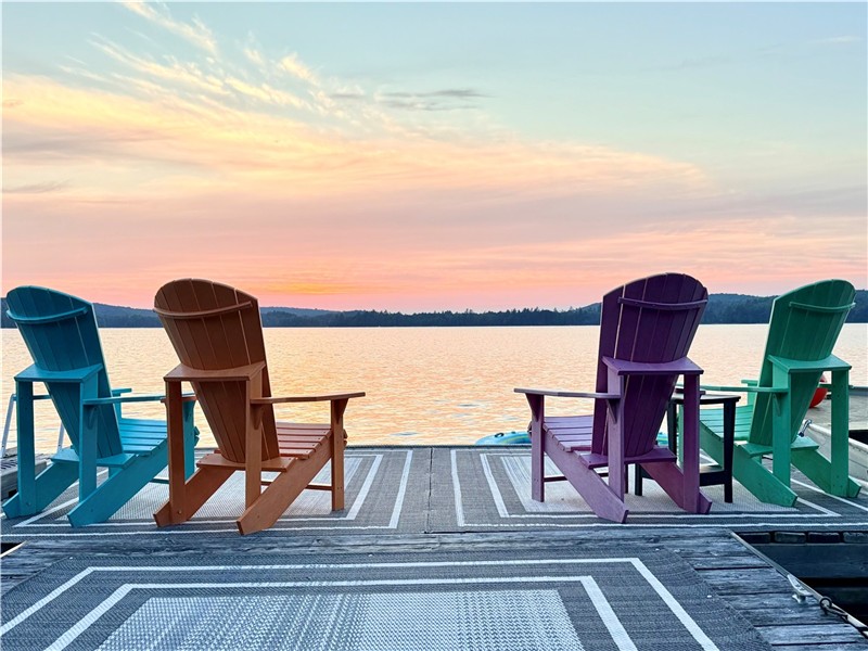 Haliburton Sunset Retreat on Redstone Lake License# STR-25-00025