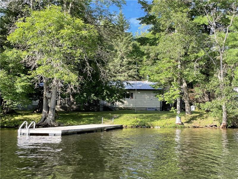 Waterfront Griffith Cottage Rental