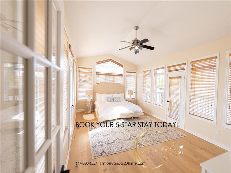 1,5 hr de route GTA - Vacation Home Sleep16 - 3min. à plage privée de sable blanc ~ Hottub & Sauna