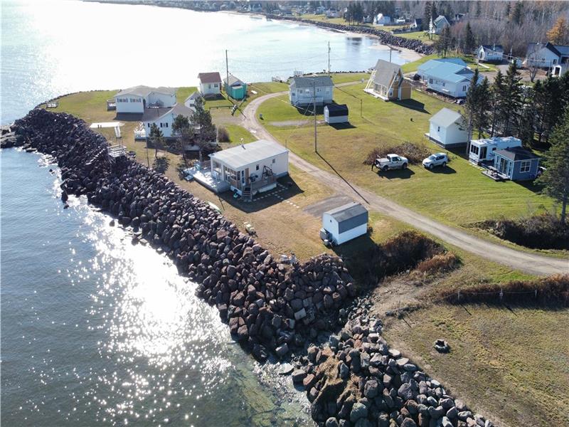 Paradis du lever du soleil au bord de l'eau - Privé