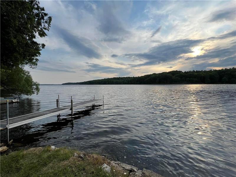 Chalet sur le bord de l'eau sur le Graham lake