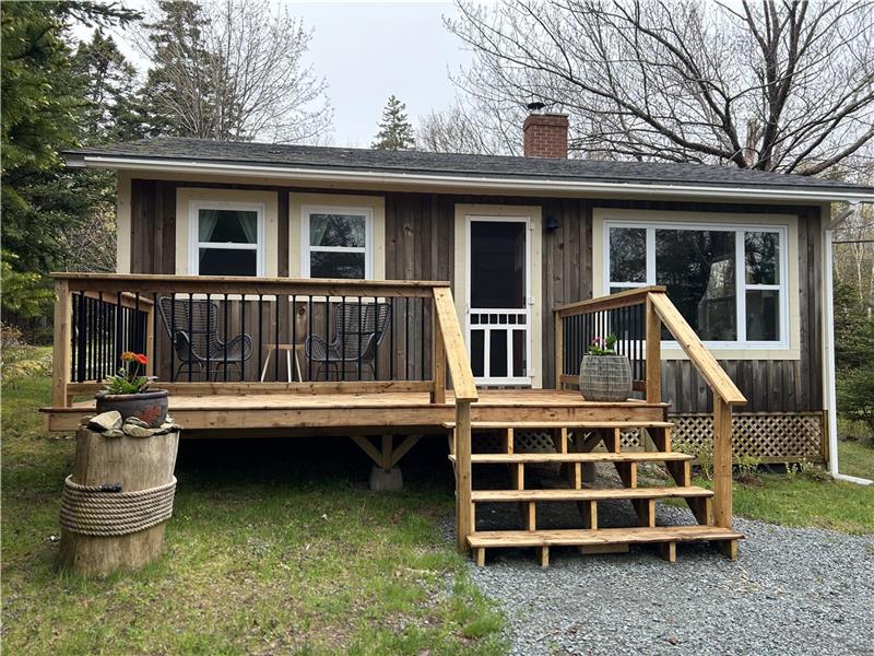 South Shore Green Bay Nova Scotia 3 bedroom ocean view cottage