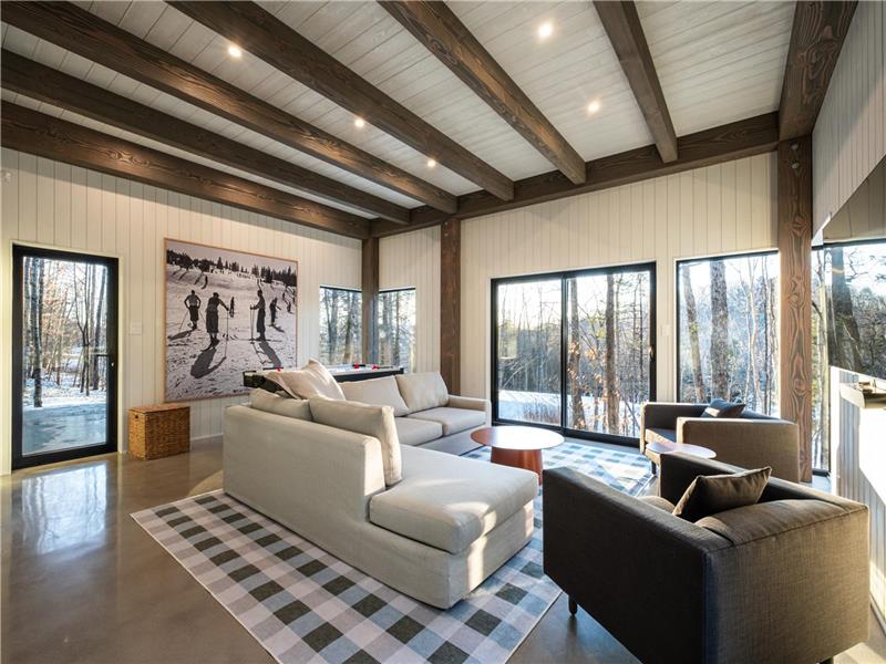 NOUVEAUTÉ !!! LAGOM TYST DE TREMBLANT LIVING