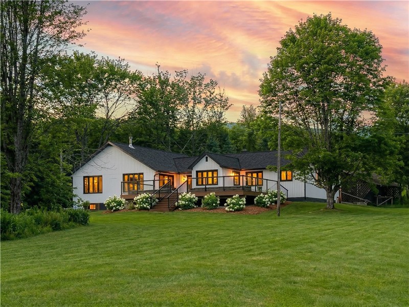 Lakefront Farmhouse | 80-Acre Private Forest & Trails | Hot Tub & Sauna