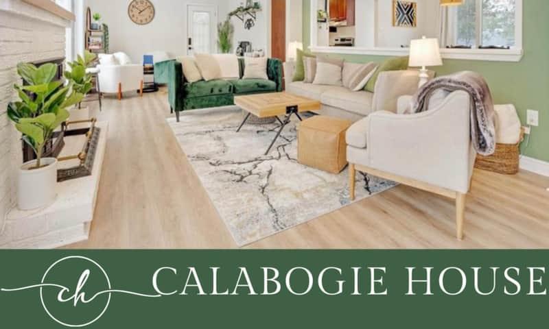 Calabogie House | Private Trails, Hot Tub, BBQ & FirePit on 90 Acres