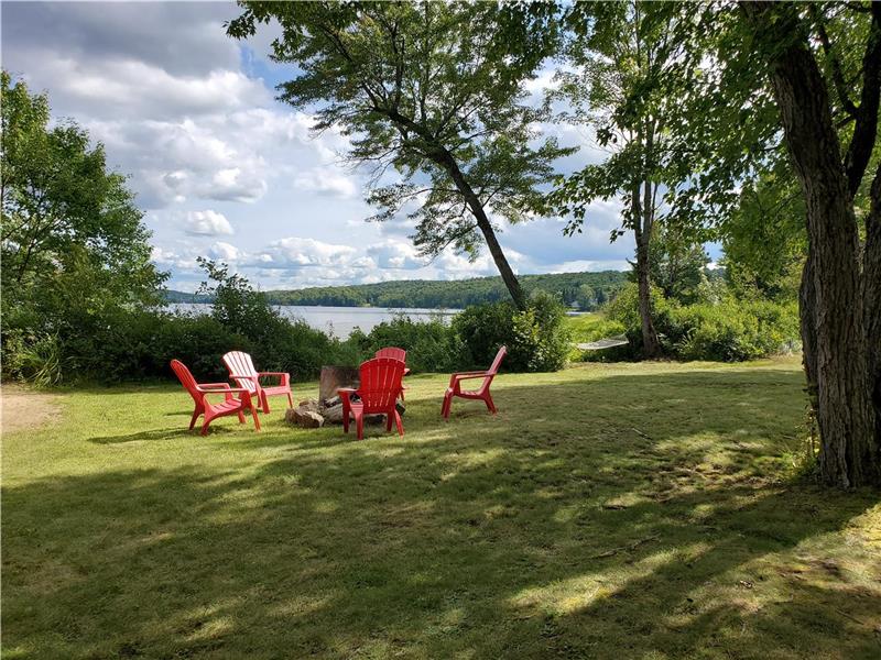 Paddle North~ Huntsville, Muskoka Buck lake