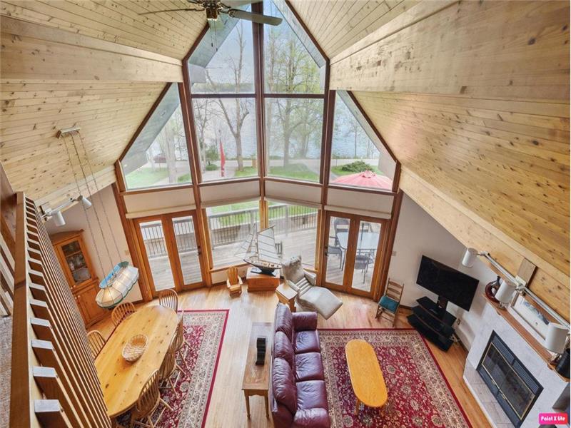 Magnifique Cottage au Bord du Lac