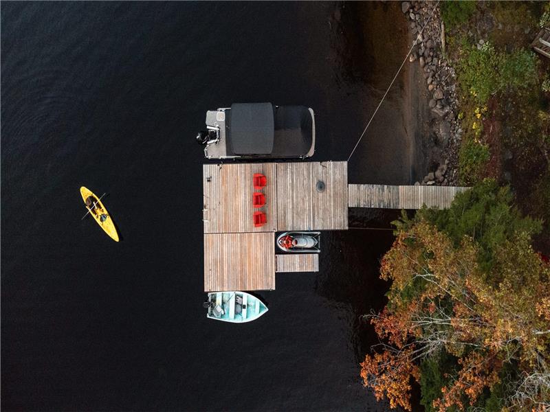 Lakeside Log Cabin - Kayak - SUP - Sauna - Pet
