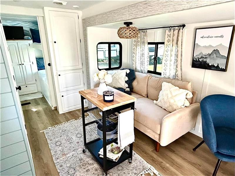 Expérience de glamping unique au Sherkston Shores Resort