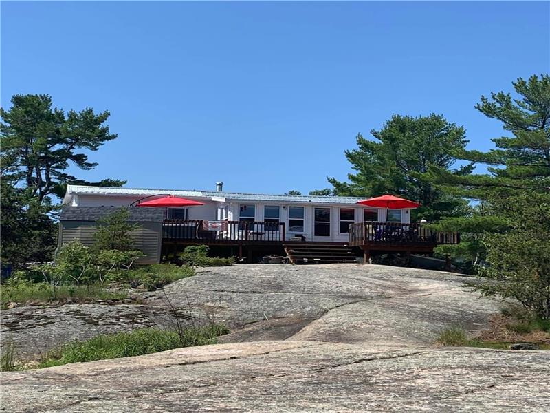 Sunset Key River Cottages - Key Harbour Georgian Bay Boat Access