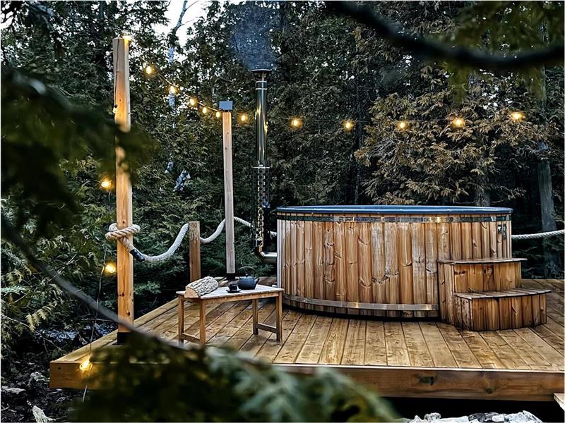UPNØRD Wellness: Hot Tub, Sauna & Cold Plunge