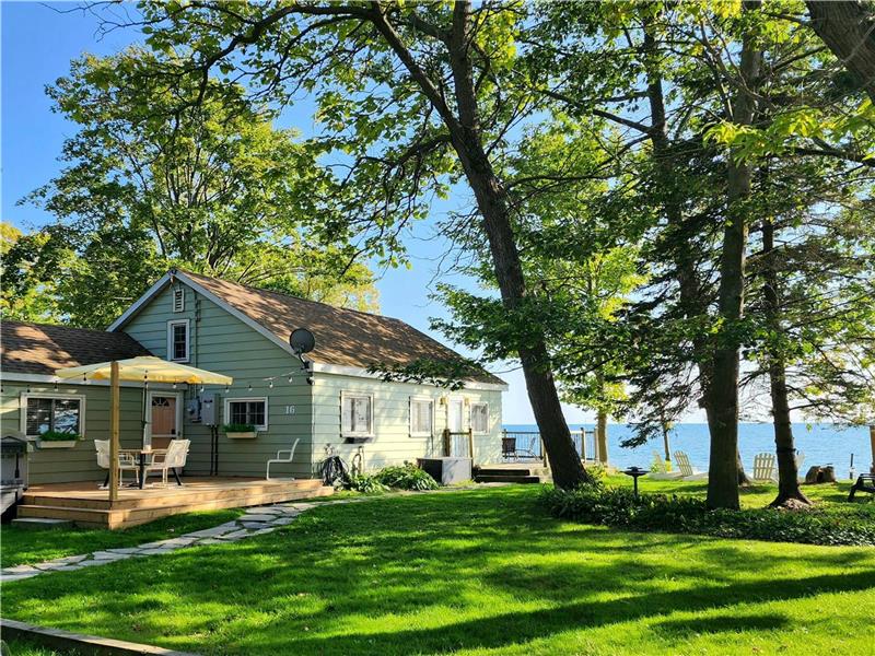 Séjour au bord du lac acceptant les animaux | Spa, foyer et superbes couchers de soleil
