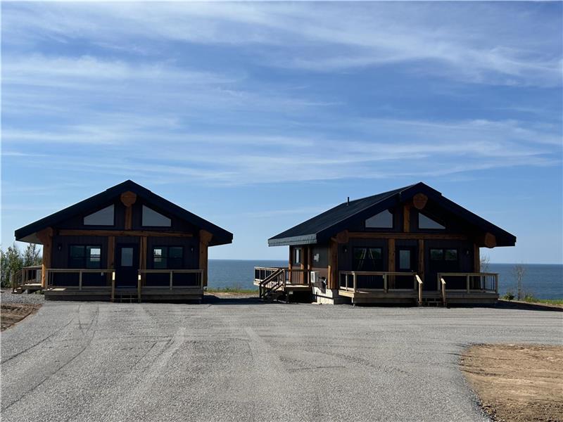 Eagles Reach Chalets, Overlooking the Ocean with stairs down to the beach