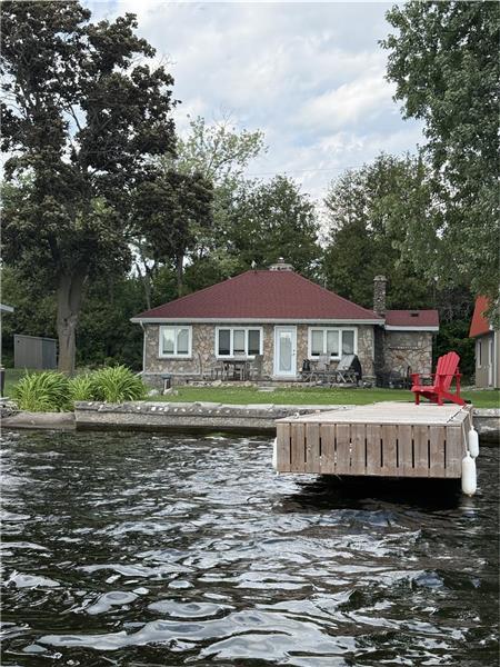 Stonehouse on the Rideau