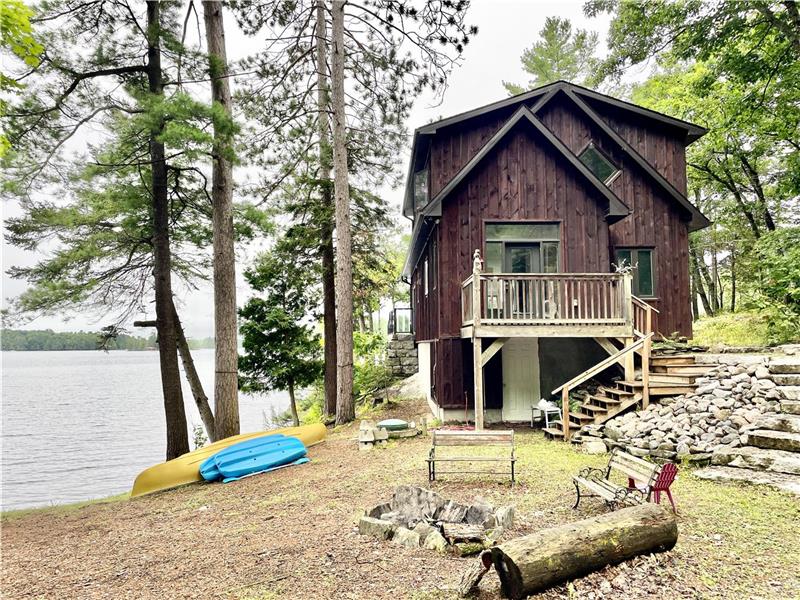 Stunning Lakeview from Inside • 200ft Waterfront • Sleeps 12 incl Guest Cottage