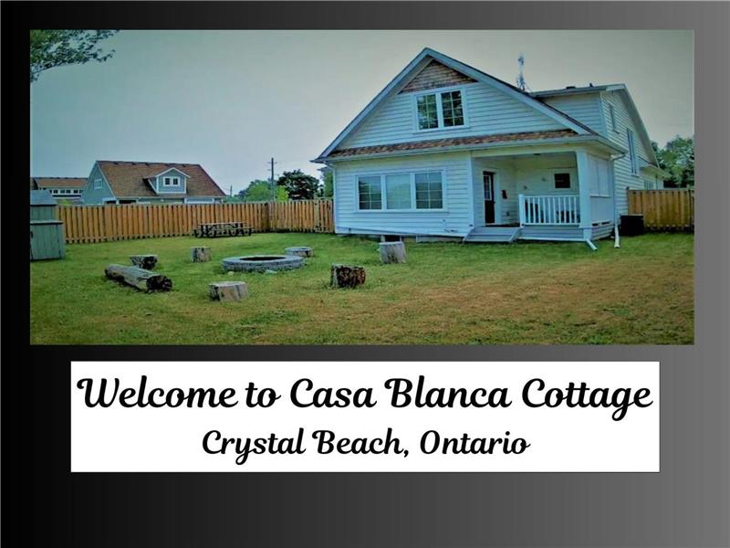 Casa Blanca Cottage - Crystal Beach - 7 minute walk to the Beach