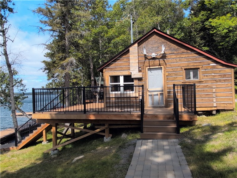 Fairbank Lake Cottages - Cabin 2